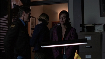 ROSWELL_-_E1X15_INDEPENDENCE_DAY_312.jpg