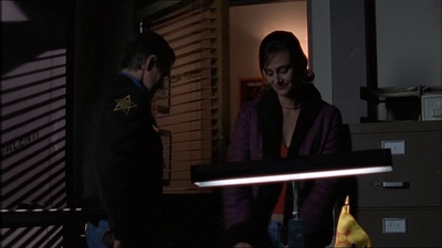 ROSWELL_-_E1X15_INDEPENDENCE_DAY_324.jpg