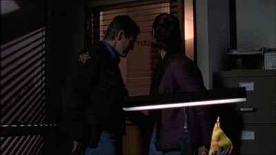 ROSWELL_-_E1X15_INDEPENDENCE_DAY_327.jpg