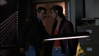 ROSWELL_-_E1X15_INDEPENDENCE_DAY_335.jpg