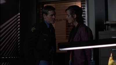 ROSWELL_-_E1X15_INDEPENDENCE_DAY_394.jpg