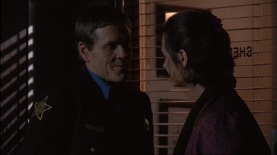 ROSWELL_-_E1X15_INDEPENDENCE_DAY_398.jpg