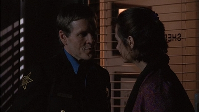 ROSWELL_-_E1X15_INDEPENDENCE_DAY_400.jpg