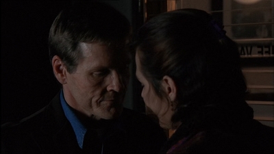 ROSWELL_-_E1X15_INDEPENDENCE_DAY_430.jpg