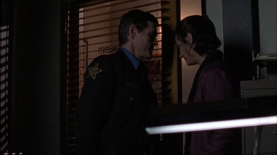 ROSWELL_-_E1X15_INDEPENDENCE_DAY_442.jpg