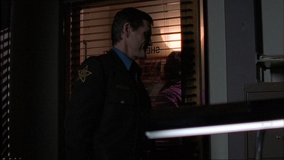 ROSWELL_-_E1X15_INDEPENDENCE_DAY_453.jpg