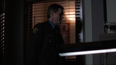 ROSWELL_-_E1X15_INDEPENDENCE_DAY_461.jpg