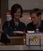 ROSWELL_-_E1X15_INDEPENDENCE_DAY_041.jpg