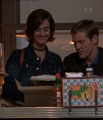 ROSWELL_-_E1X15_INDEPENDENCE_DAY_042.jpg