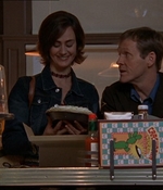 ROSWELL_-_E1X15_INDEPENDENCE_DAY_057.jpg