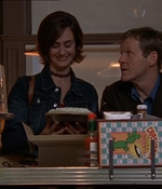 ROSWELL_-_E1X15_INDEPENDENCE_DAY_058.jpg