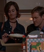ROSWELL_-_E1X15_INDEPENDENCE_DAY_083.jpg