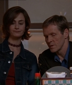 ROSWELL_-_E1X15_INDEPENDENCE_DAY_107.jpg