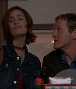 ROSWELL_-_E1X15_INDEPENDENCE_DAY_125.jpg