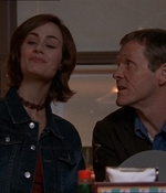 ROSWELL_-_E1X15_INDEPENDENCE_DAY_126.jpg