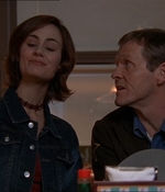 ROSWELL_-_E1X15_INDEPENDENCE_DAY_127.jpg