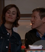 ROSWELL_-_E1X15_INDEPENDENCE_DAY_128.jpg