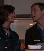 ROSWELL_-_E1X15_INDEPENDENCE_DAY_140.jpg