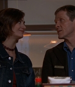 ROSWELL_-_E1X15_INDEPENDENCE_DAY_147.jpg