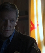 ROSWELL_-_E1X15_INDEPENDENCE_DAY_302.jpg