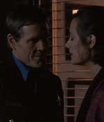 ROSWELL_-_E1X15_INDEPENDENCE_DAY_402.jpg