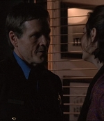 ROSWELL_-_E1X15_INDEPENDENCE_DAY_407.jpg
