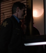 ROSWELL_-_E1X15_INDEPENDENCE_DAY_450.jpg
