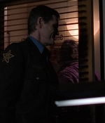 ROSWELL_-_E1X15_INDEPENDENCE_DAY_452.jpg