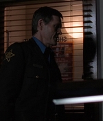 ROSWELL_-_E1X15_INDEPENDENCE_DAY_460.jpg