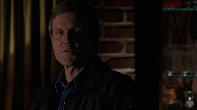 ROSWELL_-_E1X17_CRACY_036.jpg