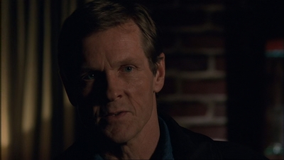 ROSWELL_-_E1X17_CRACY_055.jpg