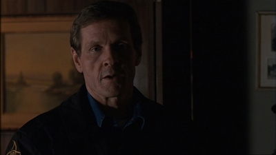ROSWELL_-_E1X17_CRACY_073.jpg