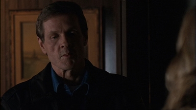 ROSWELL_-_E1X17_CRACY_080.jpg