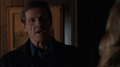 ROSWELL_-_E1X17_CRACY_081.jpg