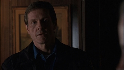 ROSWELL_-_E1X17_CRACY_085.jpg