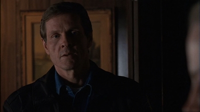 ROSWELL_-_E1X17_CRACY_086.jpg