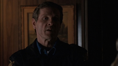 ROSWELL_-_E1X17_CRACY_134.jpg