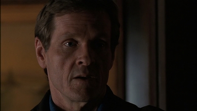 ROSWELL_-_E1X17_CRACY_135.jpg