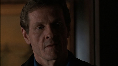 ROSWELL_-_E1X17_CRACY_150.jpg