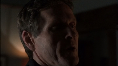 ROSWELL_-_E1X17_CRACY_155.jpg