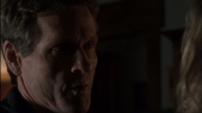 ROSWELL_-_E1X17_CRACY_160.jpg