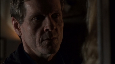 ROSWELL_-_E1X17_CRACY_173.jpg