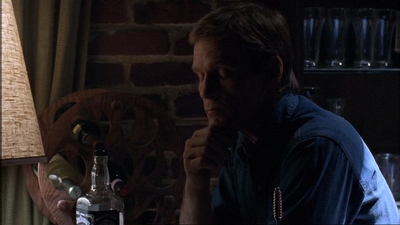 ROSWELL_-_E1X17_CRACY_200.jpg