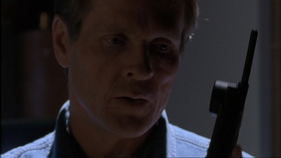 ROSWELL_-_E1X17_CRACY_285.jpg