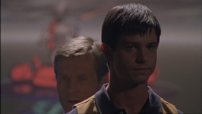 ROSWELL_-_E1X17_CRACY_290.jpg