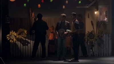 ROSWELL_-_E1X17_CRACY_306.jpg