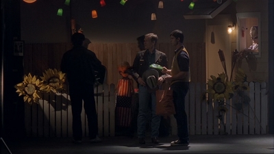 ROSWELL_-_E1X17_CRACY_308.jpg