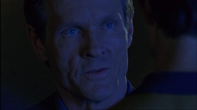 ROSWELL_-_E1X17_CRACY_349.jpg