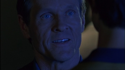 ROSWELL_-_E1X17_CRACY_367.jpg