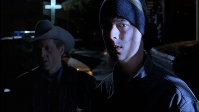 ROSWELL_-_E1X17_CRACY_399.jpg